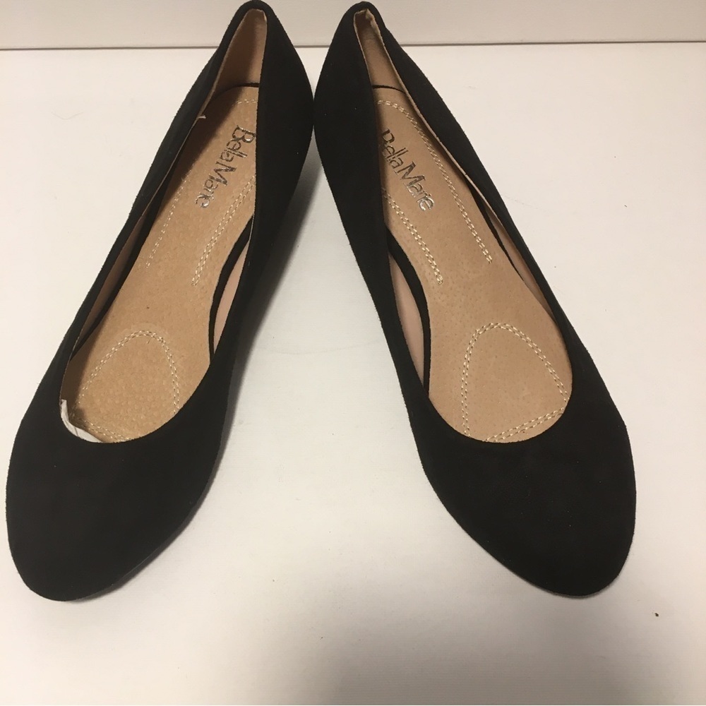 Bella Marie Flats Shoes Size 8 Black Suede SB-05